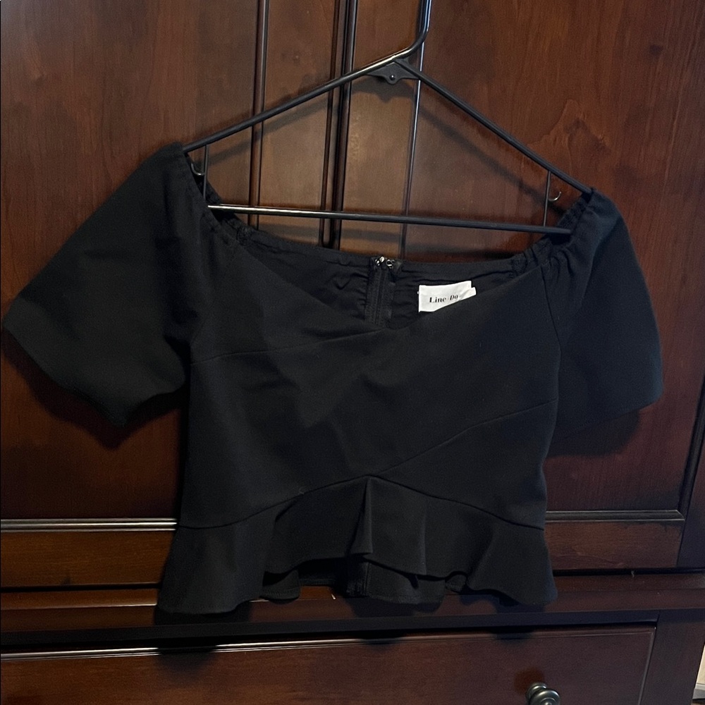 Line & Dot Black Off-Shoulder Blouse